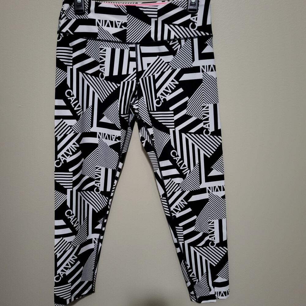 Calvin Klein Capri Leggings Performance Black White